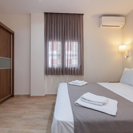 Kamis Suite Néos Marmarás Exterior foto